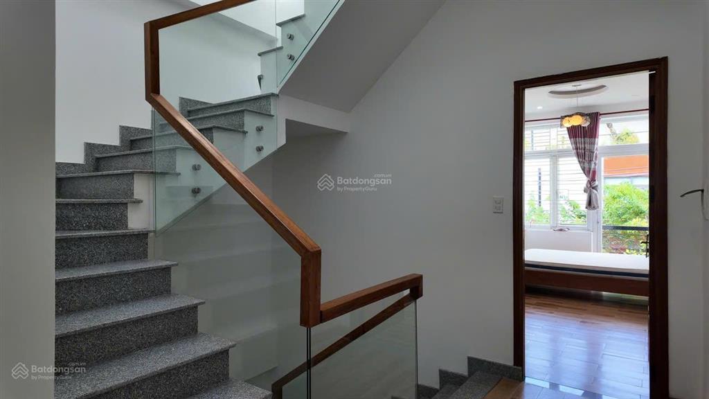 Bán nhà 4 tầng đúc đường cao xuân dục gần đường 3  2, thuận phước, hải châu, đà nẵng