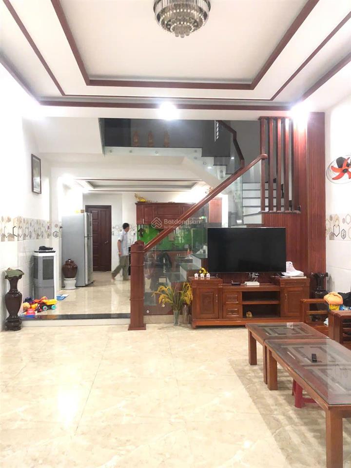 Bán nhà 3 tầng x95m2 kiệt ô tô đường phó đức chính , sơn trà thông thẳng ra trần duy chiến