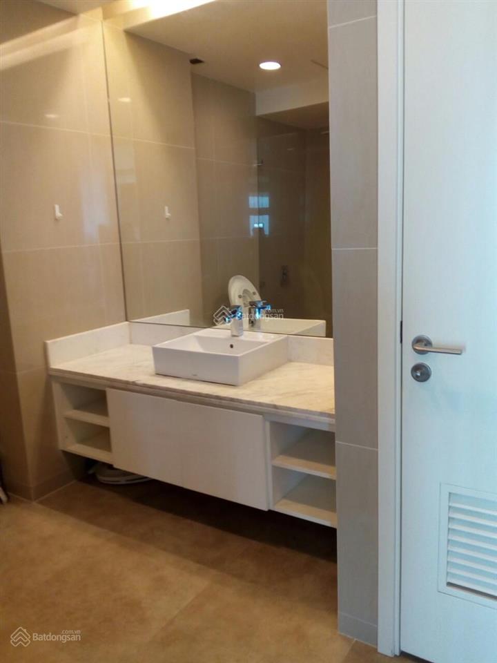 Bán ch azura loại 1pn dt 65m2, giá rẻ 5 tỷ, tầng thấp  0911 299 *** ms linh