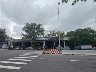 Hạ giá  bán gấp lô đất dt khủng mặt tiền hoàng văn thái vị trí sầm uất ngay gần tđt  dt 864m2.