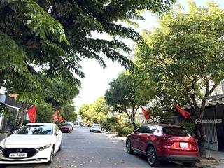 Bán đất đường tùng thiện vương  khu đt nam việt á, ngũ hành sơn. có dòng tiền cho thuê 10tr/ tháng