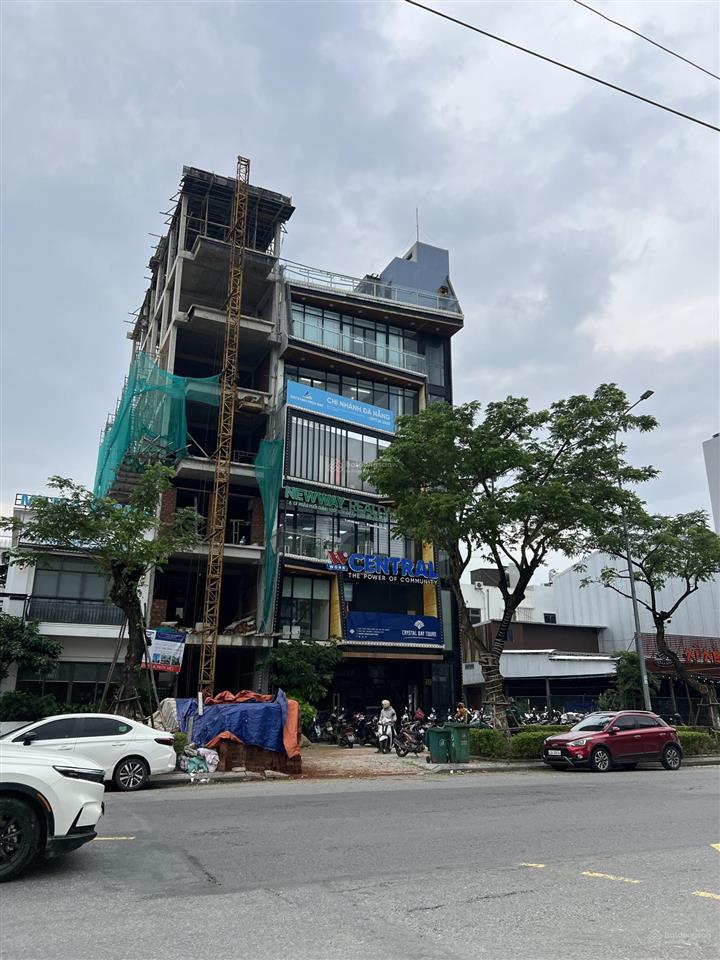 Bán toà văn phòng đang cho thuê 170 triệu/tháng. đường trần hưng đạo đối diện căn hộ monachy