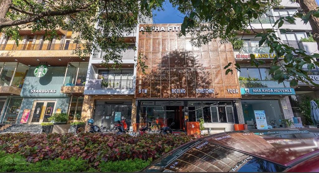 Chuyển nhượng 200m2 đất mặt tiền đường trần hưng đạo đối diện căn hộ monachy
