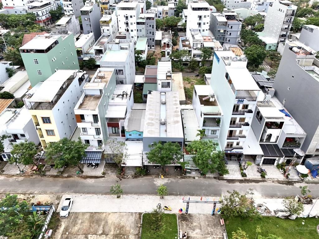 Chuyển nhượng dãy trọ 2 tầng mặt tiền đường lê trung đình  gồm 23 phòng, thu nhập 500triệu/năm