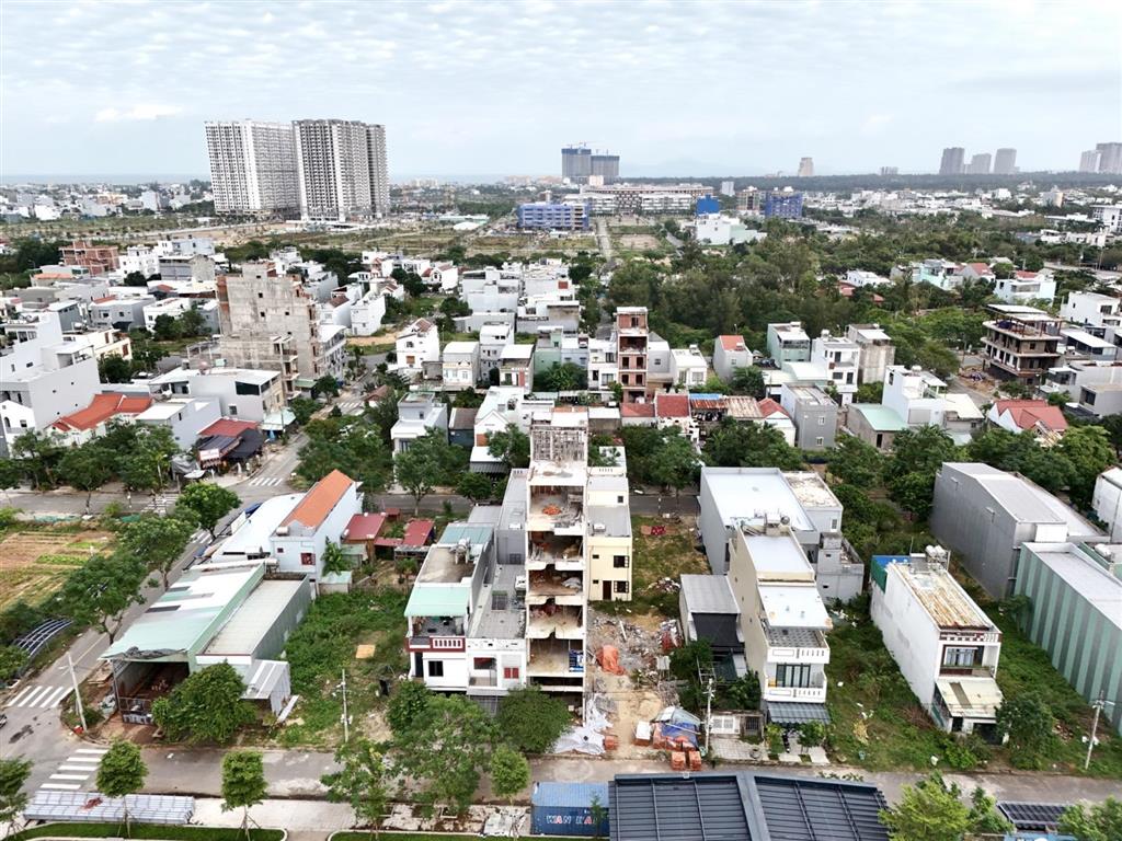 Chuyển nhượng dãy trọ 2 tầng mặt tiền đường lê trung đình  gồm 23 phòng, thu nhập 500triệu/năm