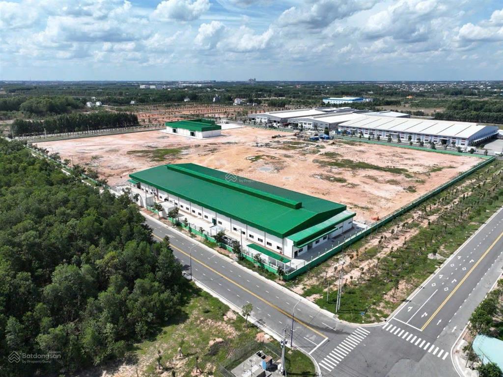 Bán đất có nhà xưởng 160.000 m2 nhiều xưởng kcn mỹ phước, bến cát, bình dương