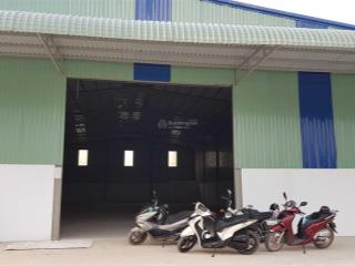 Cho thuê nhà xưởng đường tx 52, phường thạnh xuân quận 12 dt 500m2 giá 27tr/tháng  0908 561 ***