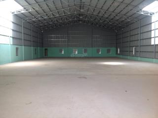 Nhà xưởng cho thuê đường bùi công trừng xã nhi bình, hóc môn dt 600m giá 32 triệu  0908 561 ***