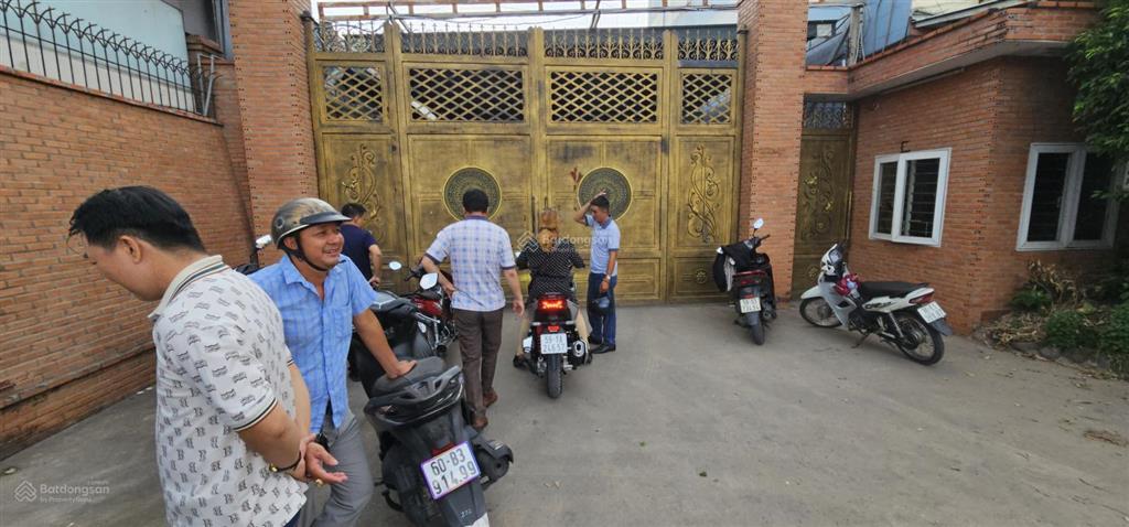 Nhà xưởng cho thuê phường tân thới nhất, quận 12, dt 5000m2, giá 350 triệu/tháng,  0908 561 ***