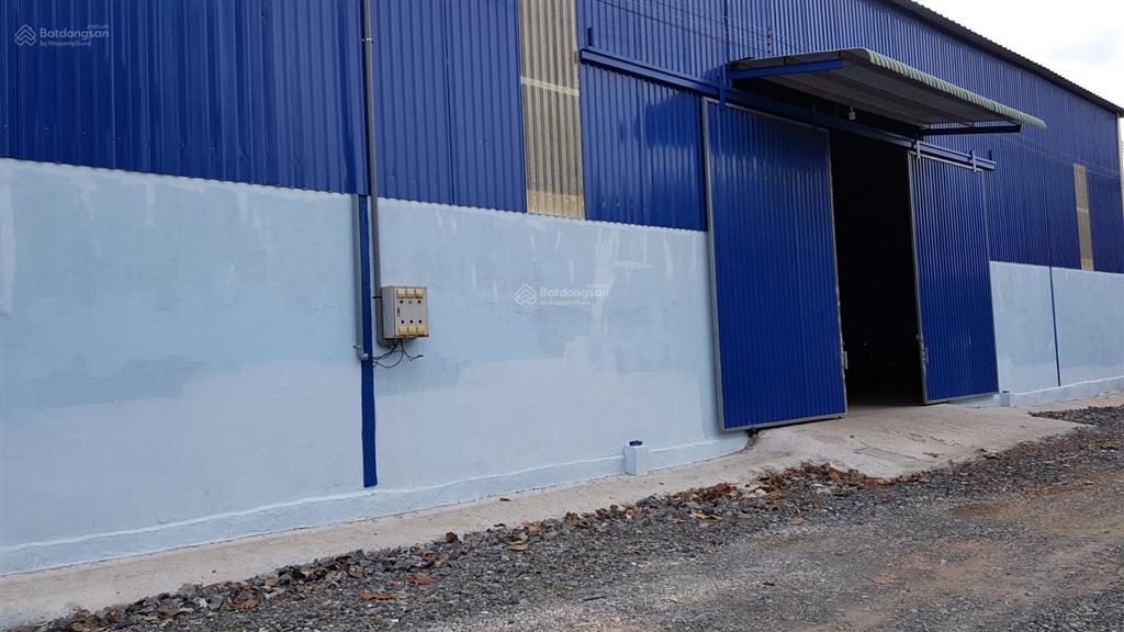 Nhà xưởng cho thuê phường thạnh xuân quận 12 dt" 800m giá 45 triêu/tháng  0908 561 ***