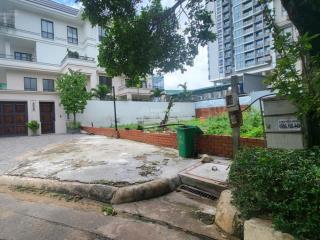 Bán đất nền dự án huy hoàng tại trương văn bang, 195 triệu / m2, 270 m2