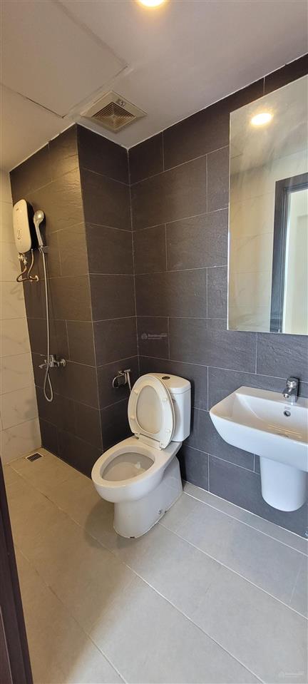 Bán căn hộ 3pn, 2wc, 123m2 giá 2,6 tỷ bao gồm tất cả chi phí sang nhượng