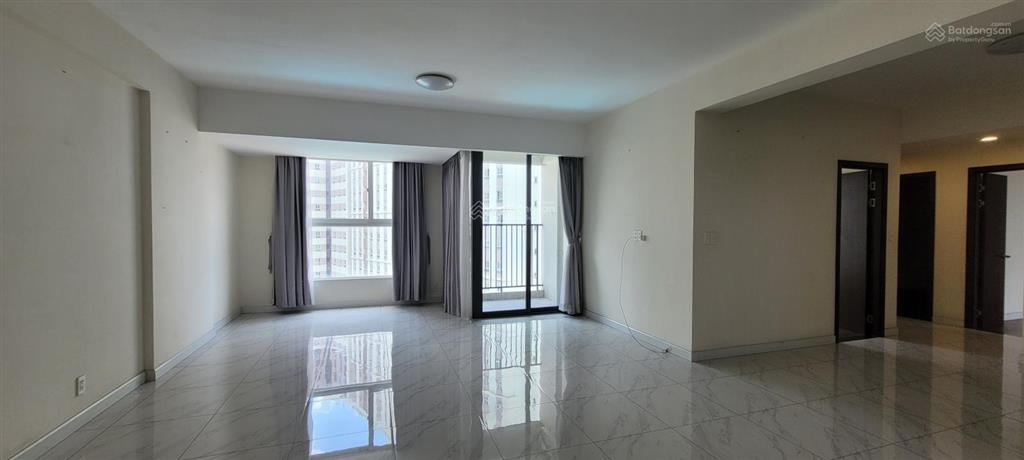 Bán căn hộ 3pn, 2wc, 123m2 giá 2,6 tỷ bao gồm tất cả chi phí sang nhượng
