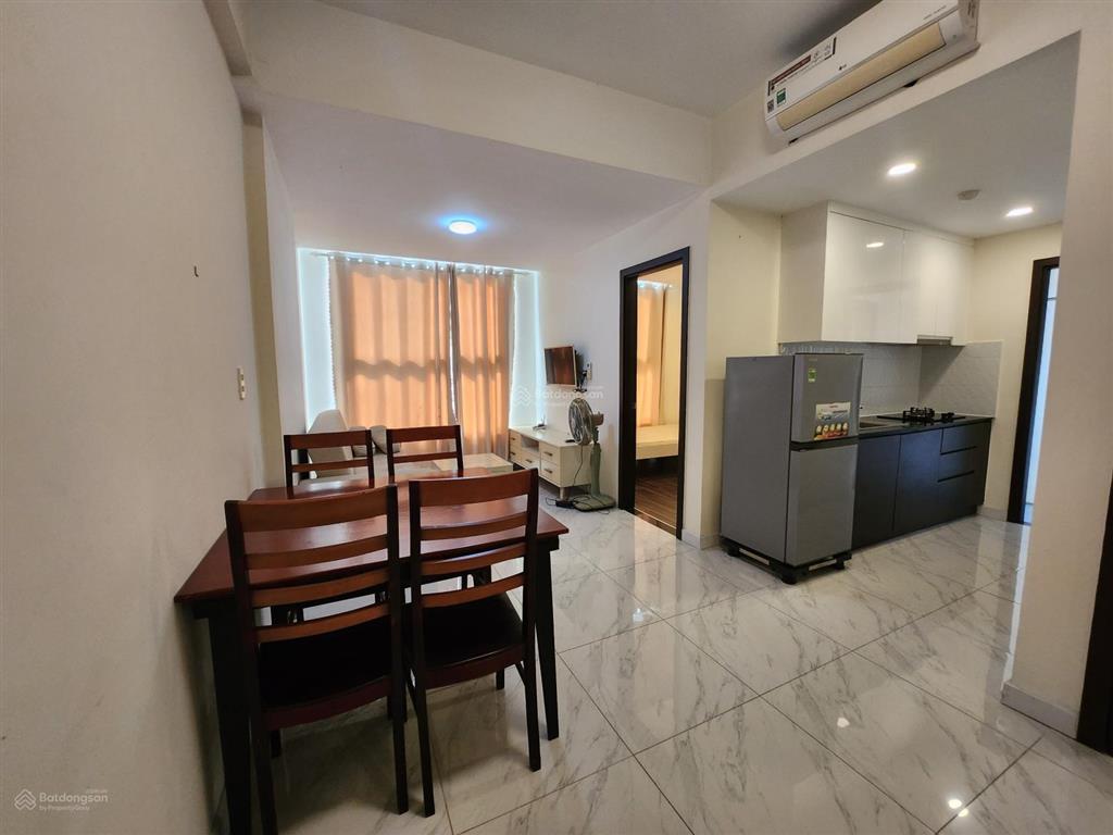 Bán căn hộ luxury 60m2, giá 1,3 tỷ bao sang sổ hồng, hướng công viên, để lại nội thất