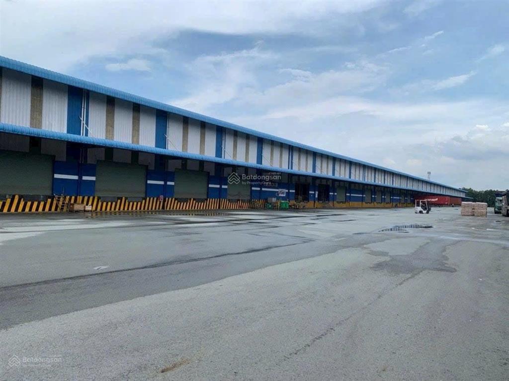 Kho xưởng bán tại khu công nghiệp đức hoà, long an, dt 78,000m2 (7,8ha)