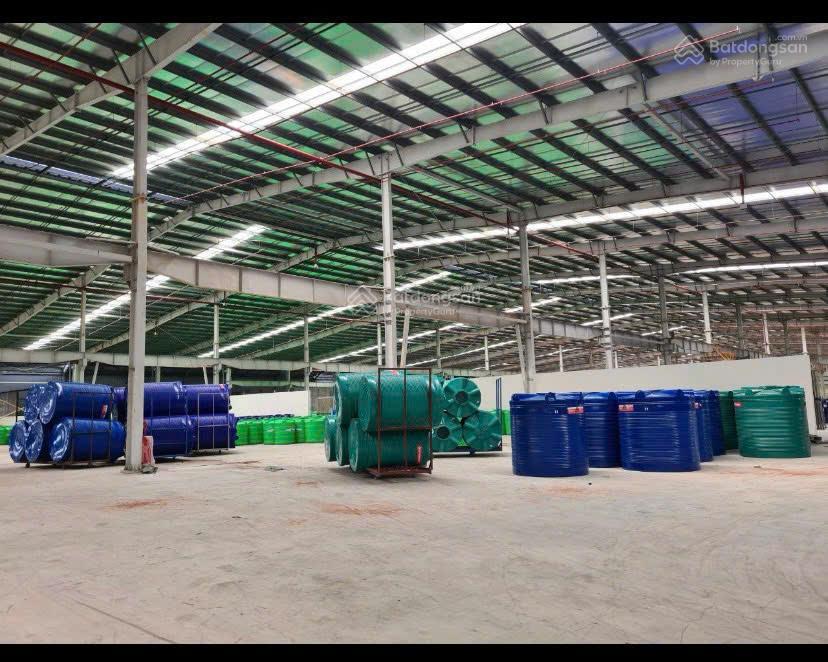 Kho xưởng cho thuê khu công nghiệp đức hoà, long an, dt 25,000m2 (2,5ha)