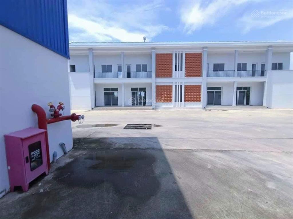 Cho thuê kho xưởng khu công nghiệp vsip 2 ngay thành phố mới bình dương, dt 1ha