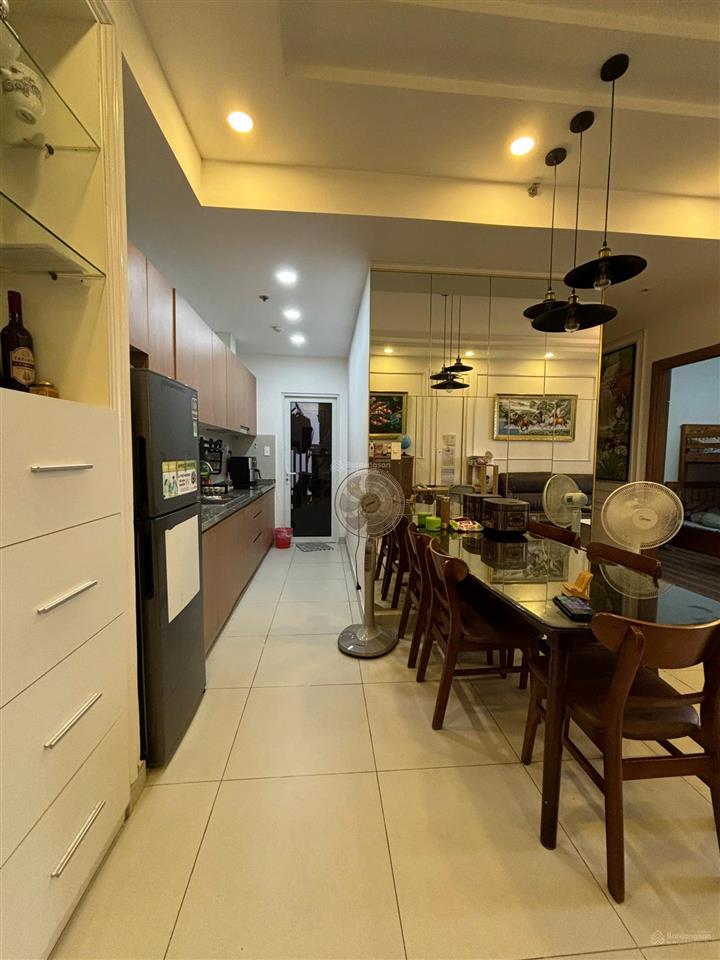 Bán căn hộ vị trí đẹp tầng 3 ngay sân vườn công viên trên cao tại the habitat bình dương.