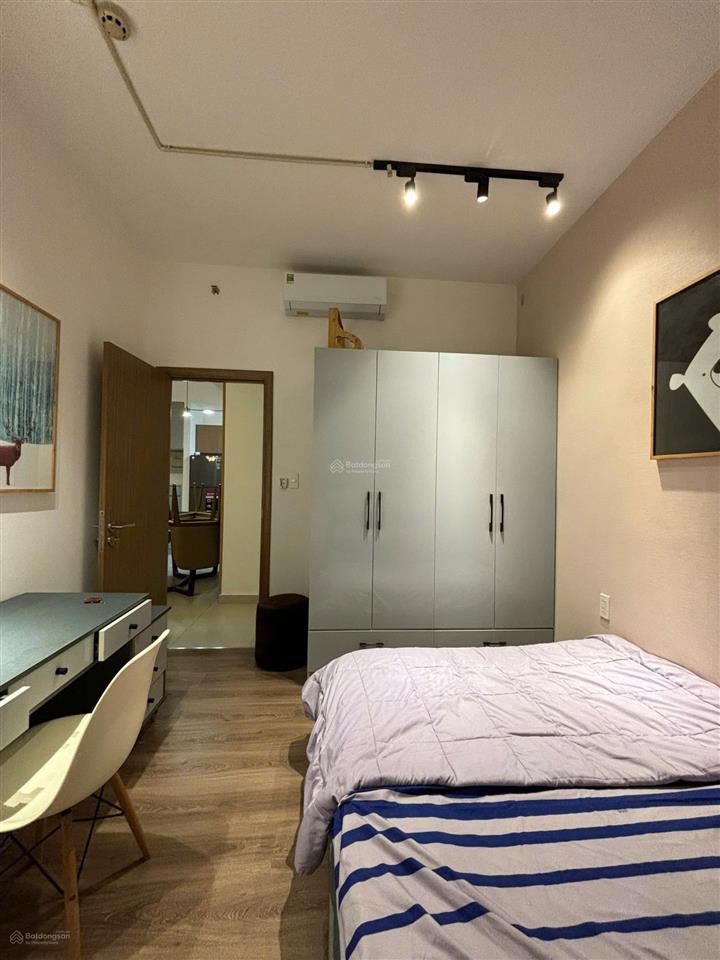 Cho thuê căn hộ cao cấp decor đẹp có 2 ban công tại khu căn hộ cao cấp the habitat bình dương