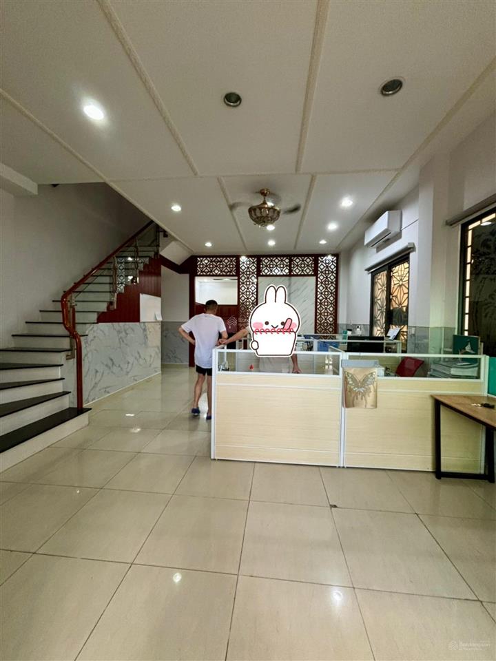 Bán căn nhà mặt phố 10m đang cho thuê phòng khám yhct oasis 1 cạnh vsip 1 phường an phú, tp hcm