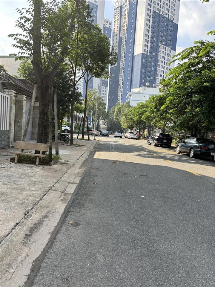 Cần bán đất mặt tiền phan đình giót, dt 346.5m2 thổ cư 260m2