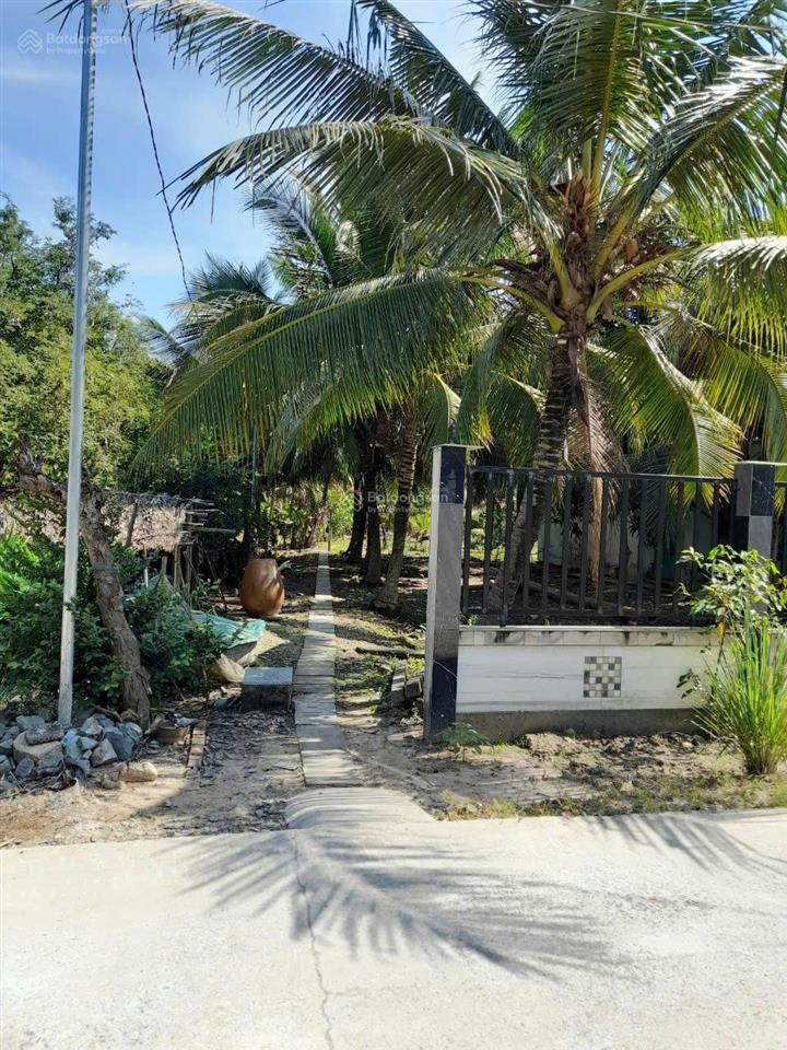 Ngộp bán rẻ nhà vườn nhơn trạch, đất thổ, đường xe tải, gần sông, giá rẻ 4,5ty/1000m, sr chính chủ