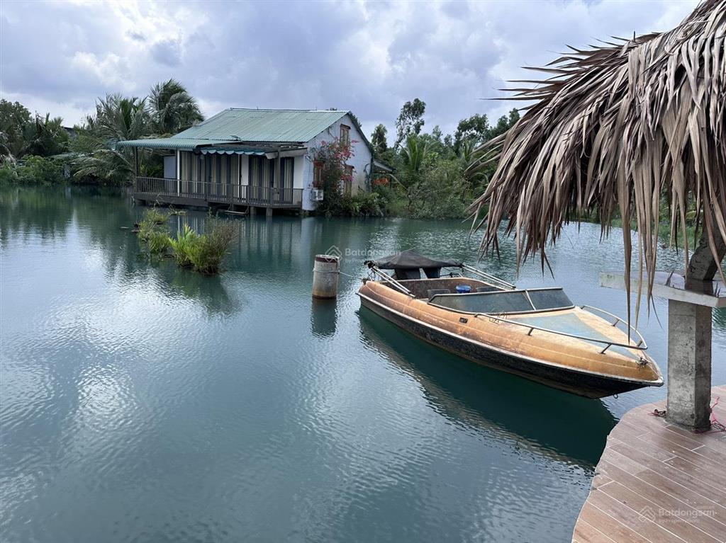 Bán rẻ nhà vườn mt sông nhơn trạch, oto, thổ, giá rẻ 5,9tỷ/1850m2, sr chính chủ. hàng hiếm gọi ngay