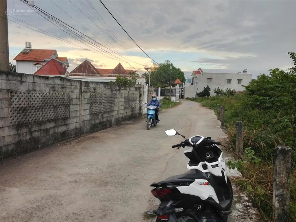 Hạ giá bán rẻ nhà vườn nhơn trạch giá rẻ 5 tỷ/839m2, mặt tiền đường betong, shr chính chủ. gọi ngay