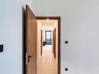 Căn hộ 162m2 loại 3 phòng ngủ, góc hiếm tại the ten