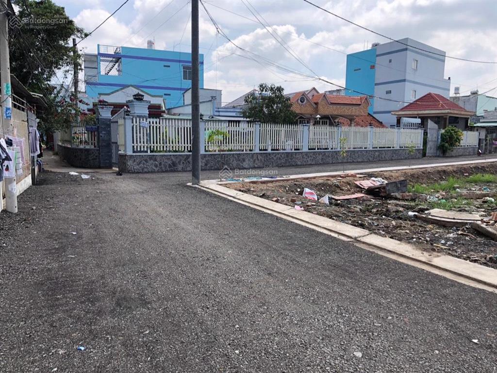 Cần tiền làm ăn bán rẻ 121m2 đất ở giá 3.5 tỷ hẻm nhựa xe tải xã an phú tây, bình chánh, kế chợ
