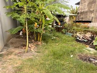 Chính chủ bán rẻ 115m2 đất ở hẻm ô tô xã quy đức, bình chánh kế đường đoàn nguyễn tuấn giá 2,2 tỷ.