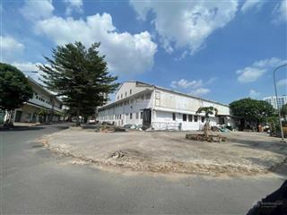 Cho thuê kho, nhà xưởng 550m2 tại kdc long hậu, 70,5 triệu/th
