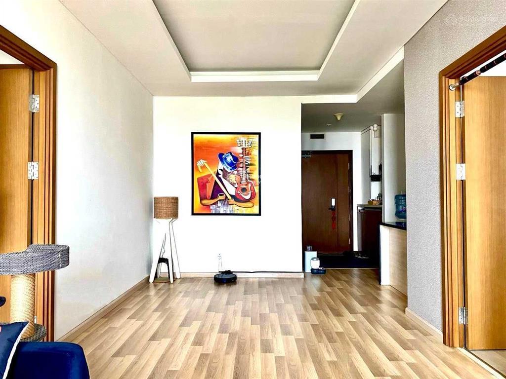 Cần bán gấp chung cư thảo điền pearl 3pn, 135.6m2, giá 14 tỷ  0938 587 *** lan