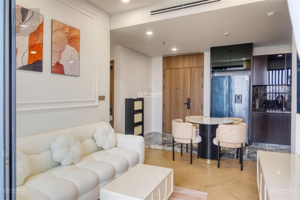 Cần bán gấp chung cư thảo điền pearl 3pn, 135.6m2, giá 14 tỷ  0938 587 *** lan