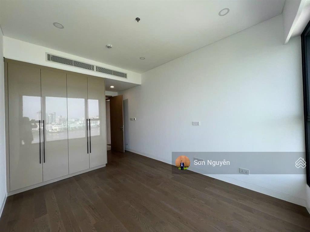 Chuyển nhượng căn 4pn the river đã có sổ  view trực diện sông vĩnh viễn  thang máy riêng