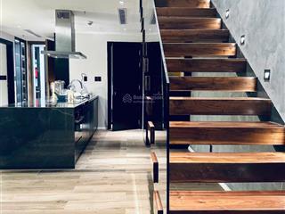 Cho thuê duplex sân vườn duy nhất tại the river  bàn giao full nội thất cao cấp