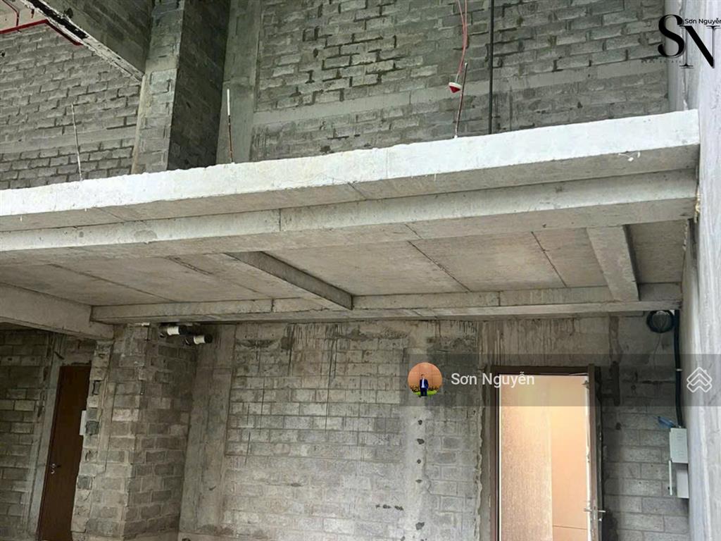 Bán căn duplex sân vườn the river thủ thiêm  thiết kế 1 trệt  1 lầu  đã có sổ  giá chỉ 45 tỷ