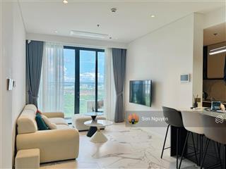 The crest  cho thuê căn góc 2pn , view trực diện sông  bàn giao full nội thất , có bồn tắm