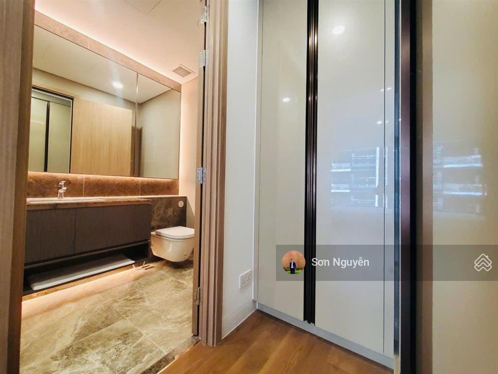 Chuyển nhượng the river  giá chỉ 18tỷ all in rẻ nhất dự án  view hồ bơi thoáng mát  đã có sổ