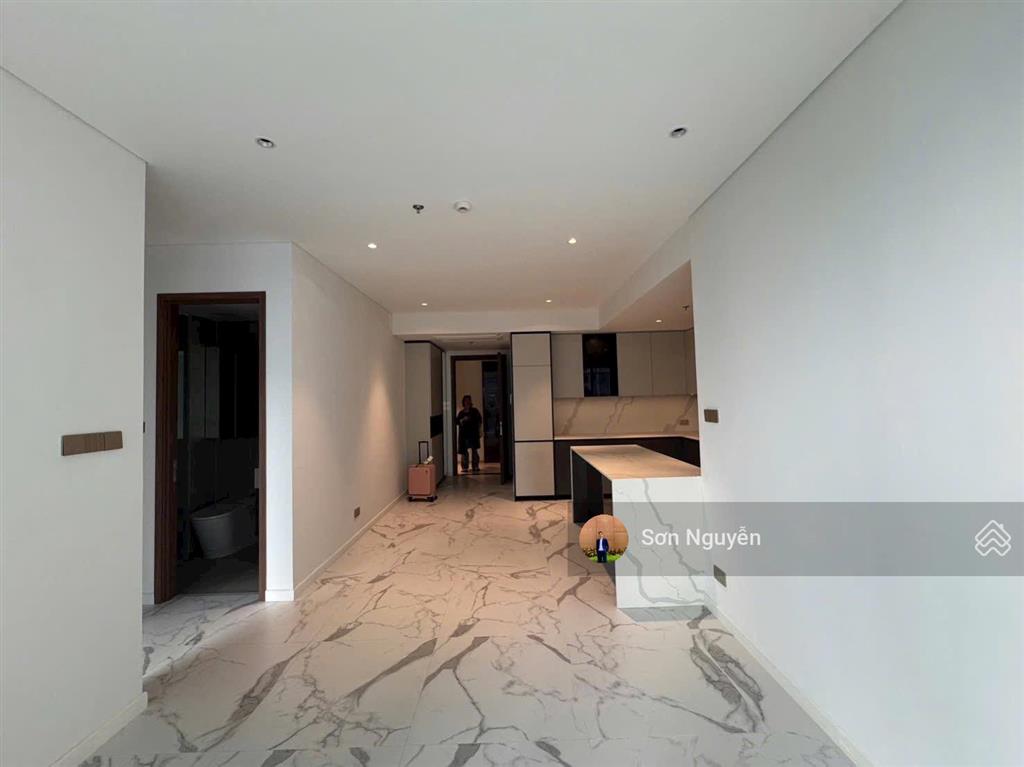 The crest  bán 2pn view bason và q1  giá rẻ nhất dự án  bàn giao full nội thất  giá chỉ 21.5tỷ