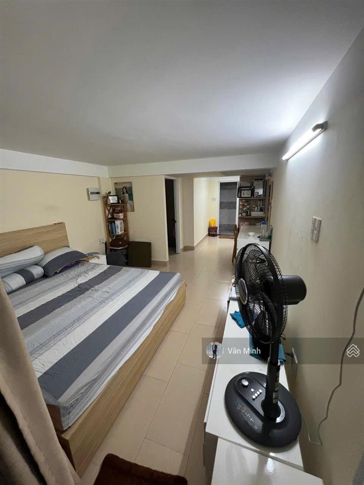 Bán căn hộ tầng trệt chung cư 43 hồ văn huê phường 9 phú nhuận 3,4x8m 1 trệt 1 lửng 2wc 1pn master