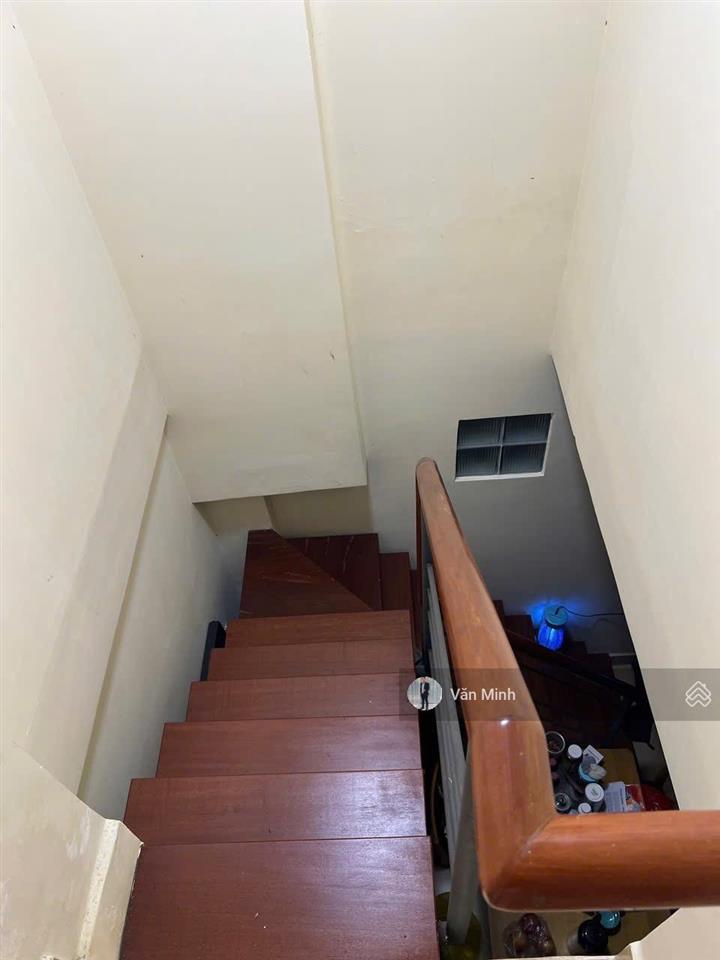 Bán căn hộ tầng trệt chung cư 43 hồ văn huê phường 9 phú nhuận 3,4x8m 1 trệt 1 lửng 2wc 1pn master