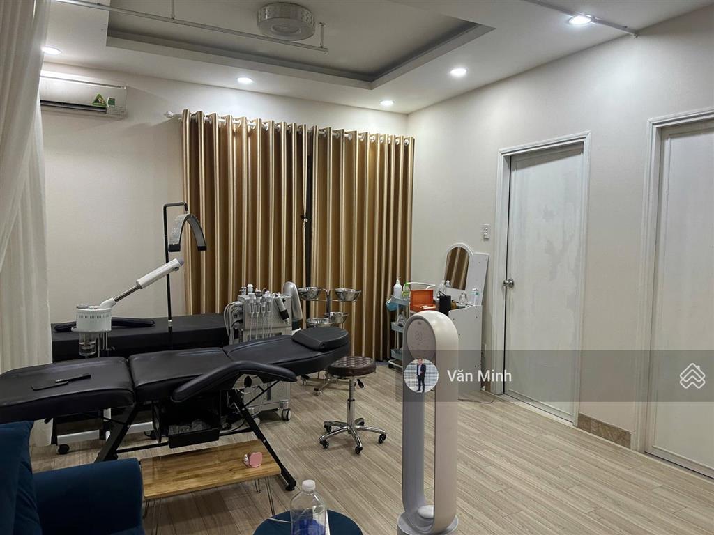 Bán căn hộ tầng trệt chung cư 43 hồ văn huê phường 9 phú nhuận 3,4x8m 1 trệt 1 lửng 2wc 1pn master