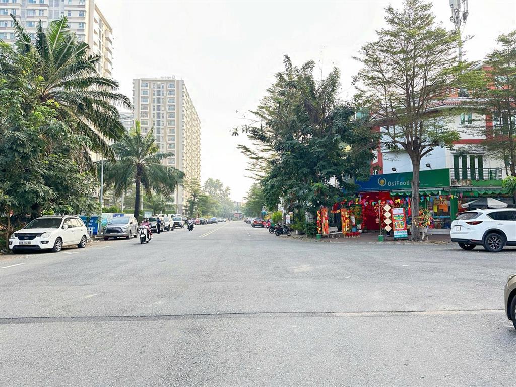 Cần tiền gấp đất kiến á (5x22m) giá 10.5 tỷ cạnh trường sư phạm mẫu giáo trung ương