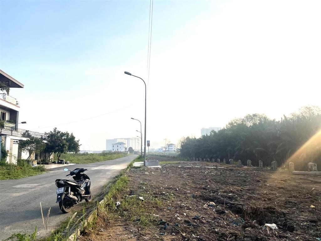 Dự án phú nhuận 1 lô duy nhất mặt tiền sông  lô j (14,3x22m) giá 97tr/m2