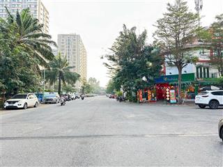Mặt tiền d1 (20m) kdc nam long đối diện chung cư fuji flora