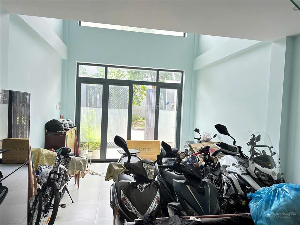 Bán nhanh nhà phố hẻm 68, bưng ông thoàn, full nội thất giá 7,7 tỷ