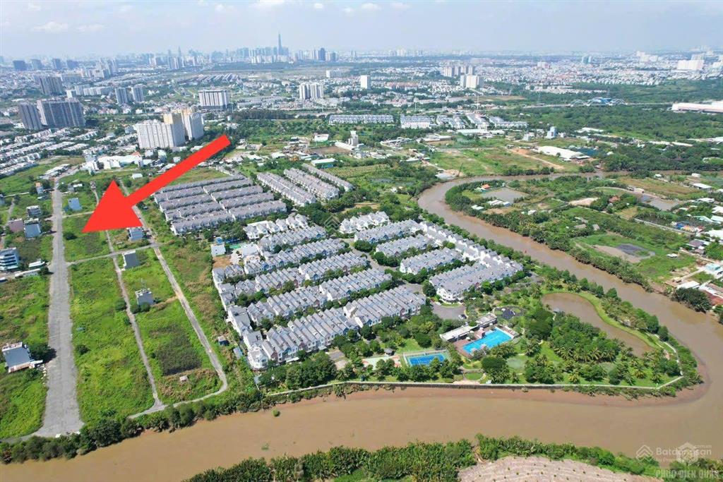 Mặt tiền liên phường sở văn hóa thông tin  phú hữu giá 115tr/m2