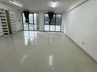 Cho thuê nhà phố hoàng ngọc phách, láng hạ, đống đa, 60m2, 7 tầng, có thang máy, 45 triệu/tháng