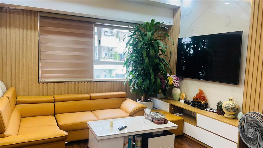 Bán chung cư n02, 84 phố chùa láng, đống đa, 95m2, 3pn, nhà đẹp, 8.7 tỉ.  0984 536 ***